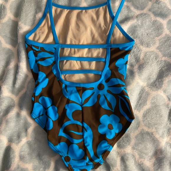 Circo Floral One Piece Swimsuit - Picture 2 of 6